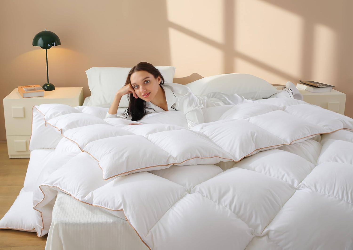 Feather Down Fiber Comforter — All-Season Fluffy Duvet Insert